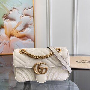 Gucci Marmont Matelassé Leather Shoulder Bag